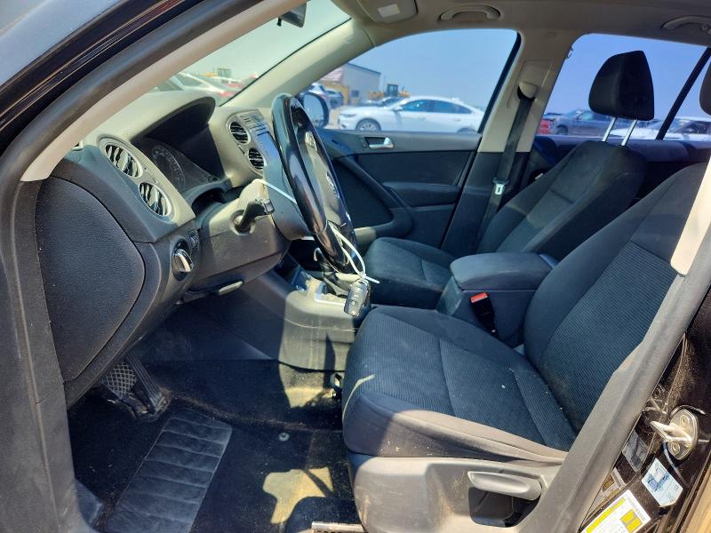 2017 Volkswagen Tiguan VIN WVGBV7AX0HK054845 COPART salvage auction — REAR END, TX - SALVAGE VEHICLE TITLE, sold $1,350 on 2026-08-18 (photo 7)