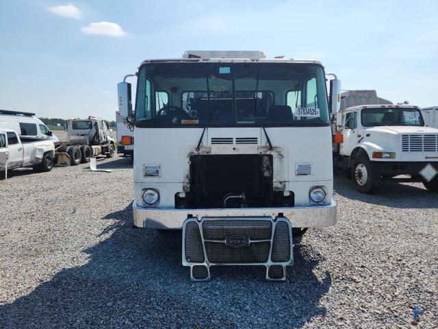 2015 Autocar Xpeditor VIN 5VCACRVF6FH218258 COPART salvage auction — MINOR DENT/SCRATCHES, NC - SALVAGE CERTIFICATE OF TITLE, sold $3,500 on 2026-07-14 (photo 2)