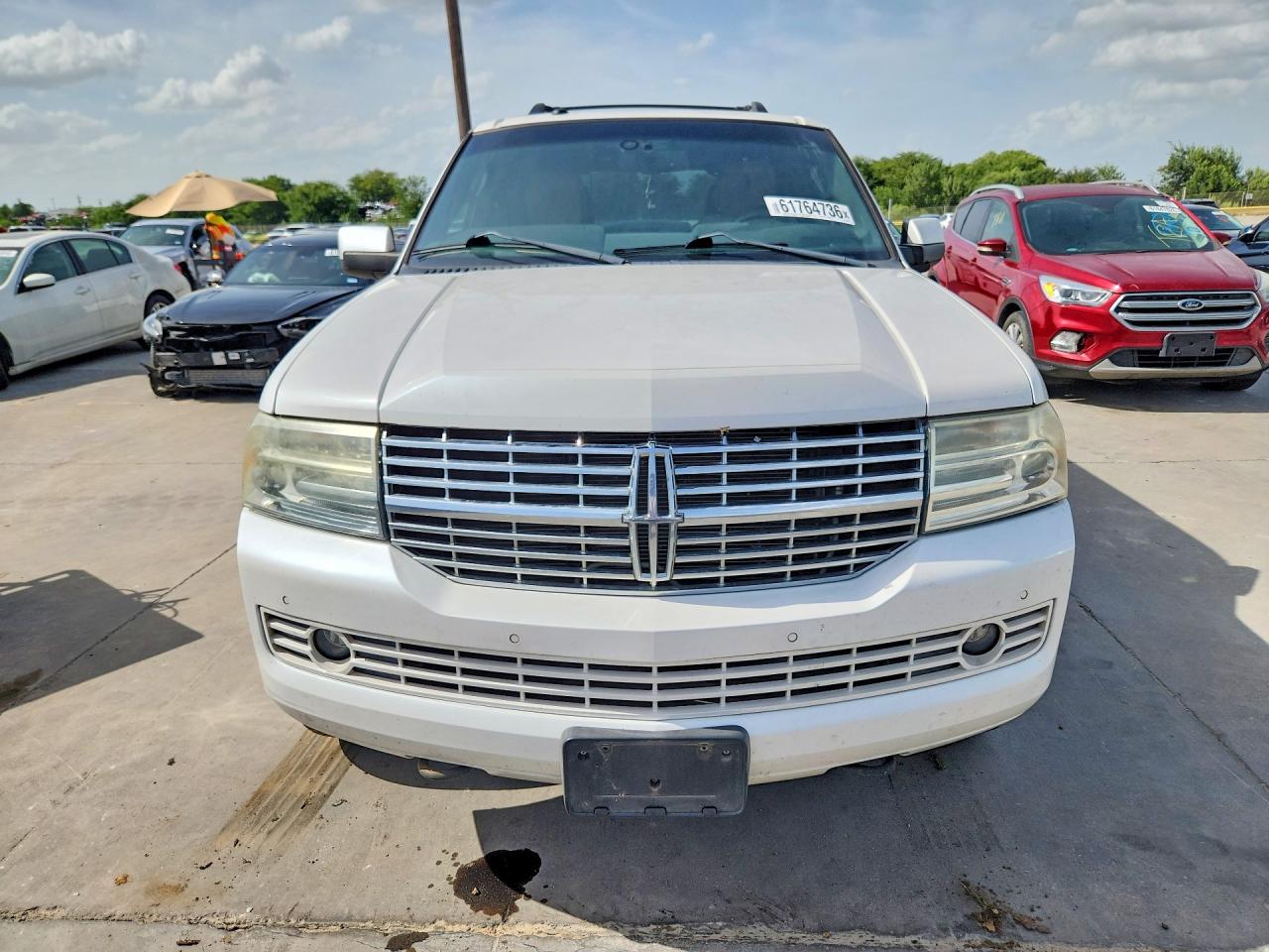 2011 Lincoln Navigator VIN 5LMJJ2H55BEJ01384 COPART salvage auction — Side, TX - CERTIFICATE OF TITLE, sold $650 on 2026-09-03 (photo 5)