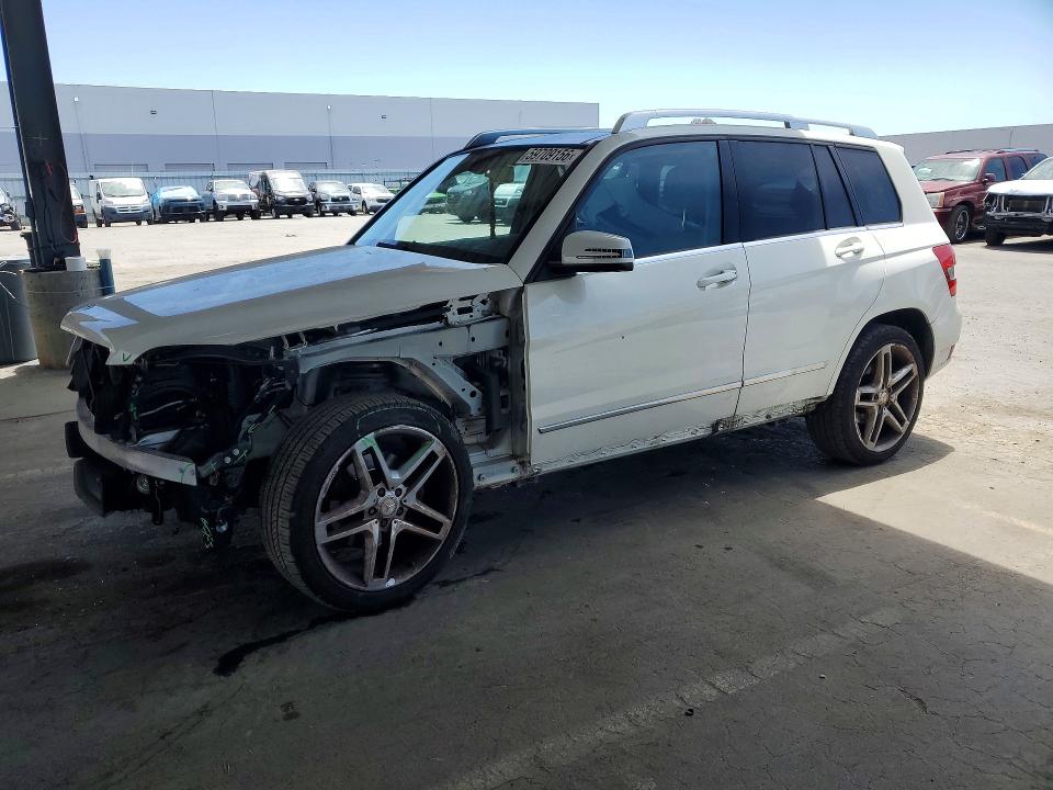 2011 Mercedes-benz Glk-class VIN WDCGG8HB9BF640670 COPART salvage auction — FRONT END, Ca - Salvage Certificate, sold $1,500 on 2026-07-14 (photo 1)