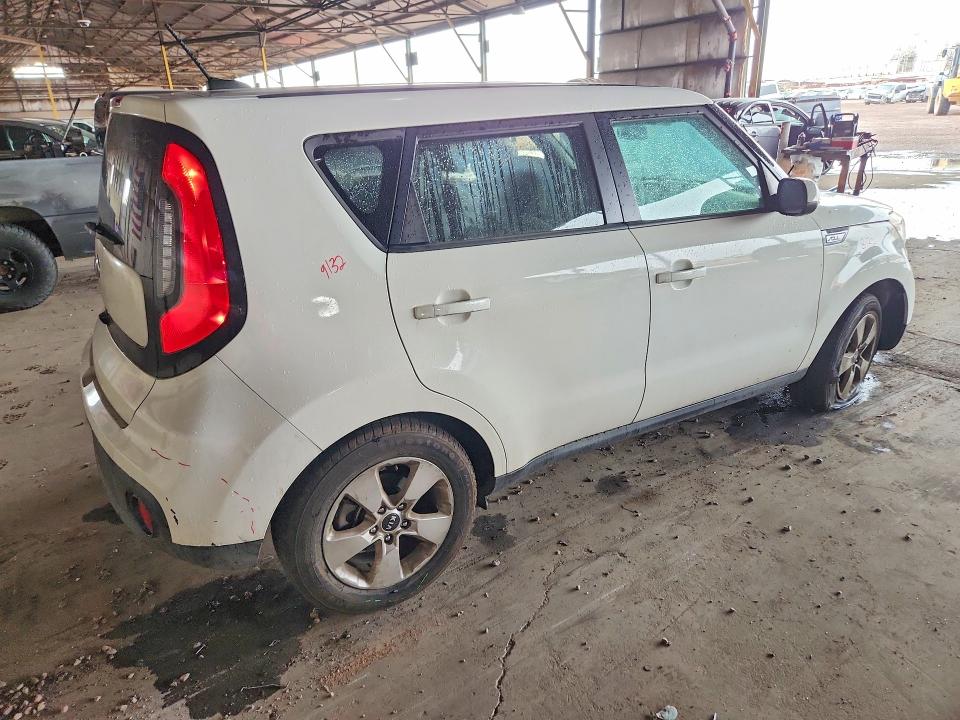 2018 Kia Soul VIN KNDJN2A20J7542628 COPART salvage auction — MINOR DENT/SCRATCHES, Az - Cert Of Title - Salvage, sold $500 on 2026-07-29 (photo 3)