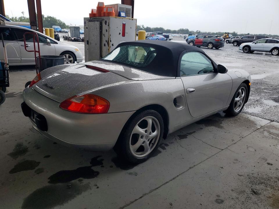 1999 Porsche Boxster VIN WP0CA298XXU629833 COPART salvage auction — NORMAL WEAR, Fl - Certificate Of Title, sold $1,850 on 2026-08-04 (photo 3)