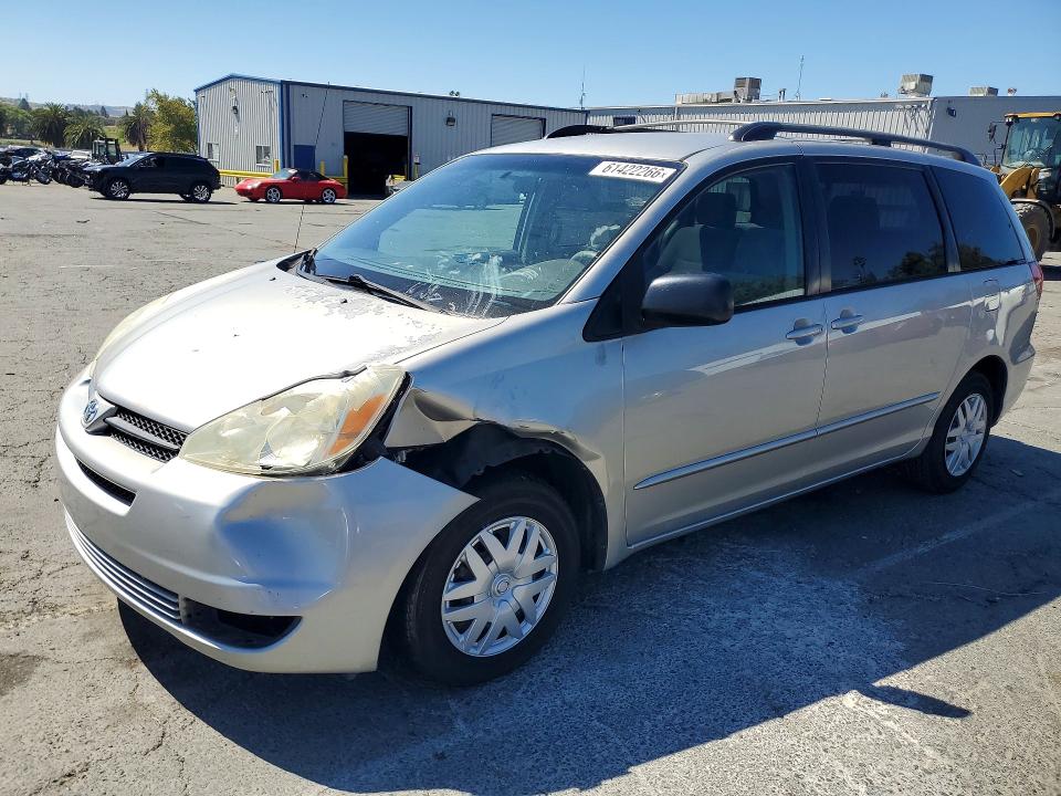 2005 Toyota Sienna VIN 5TDZA23C95S235197 COPART salvage auction — FRONT END, Ca - Salvage Certificate, sold $800 on 2026-07-31 (photo 1)