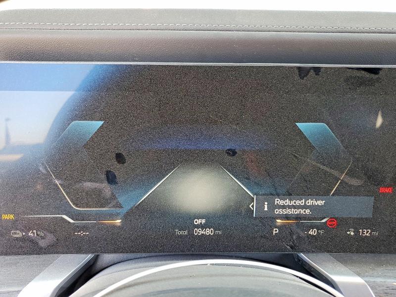 2025 BMW I7 VIN WBY43EJ08SCU94256 COPART salvage auction — FRONT END, Nv - Dis/Dlr/Exp Only Salvage Title, sold $20,200 on 2026-07-31 (photo 9)