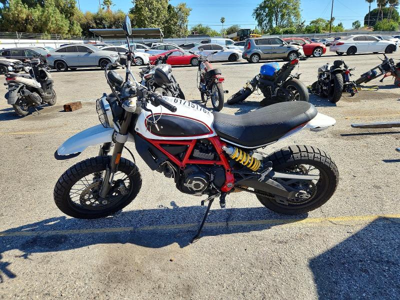 2019 Ducati Scrambler VIN ML0KAFPM3KT001503 COPART salvage auction — VANDALISM, Ca - Salvage Certificate, sold $1,500 on 2026-09-10 (photo 3)