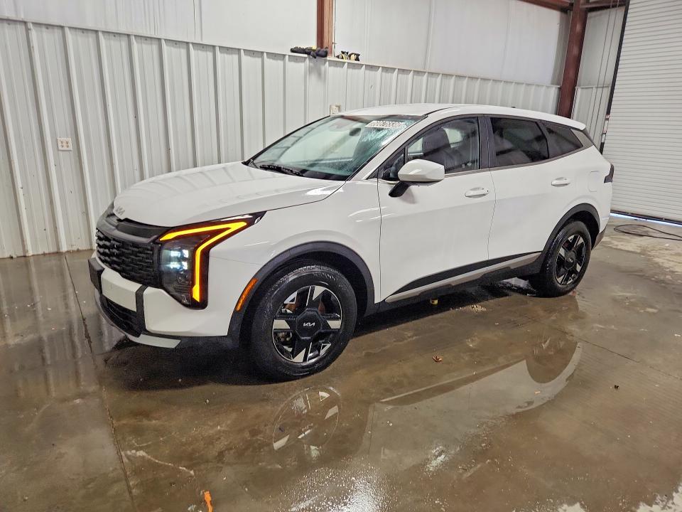 2026 Kia Sportage VIN 5XYK2CDF7TG357662 COPART salvage auction — FRONT END, VA - CERTIFICATE OF TITLE, sold $200 on 2026-07-27 (photo 1)