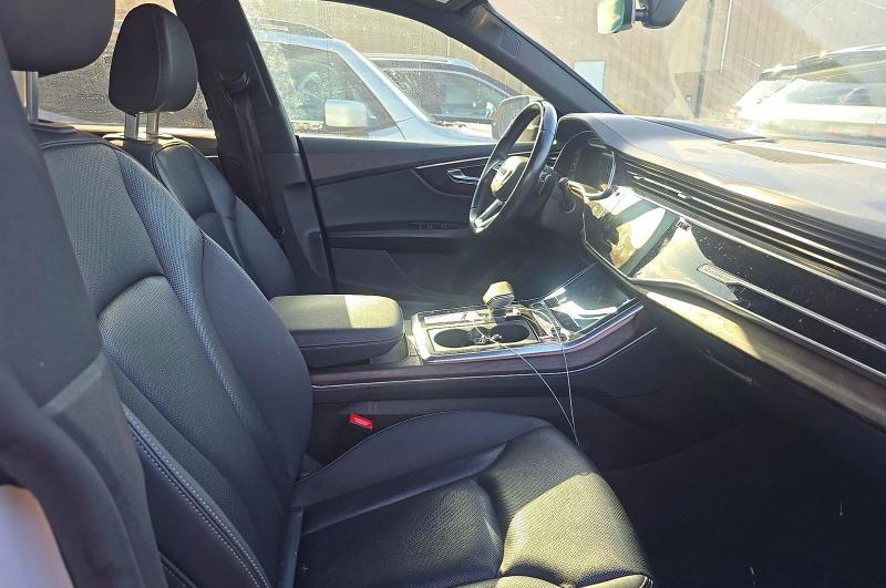 2021 Audi Q8 VIN WA1FVAF14MD026496 COPART salvage auction — NORMAL WEAR, TX - CERTIFICATE OF TITLE (P), sold $19,900 on 2026-07-23 (photo 5)