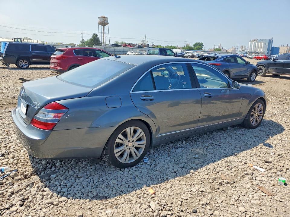 2009 Mercedes-benz S-klasse VIN WDDNG86X29A248591 COPART salvage auction — WATER/FLOOD, Il - Salvage Cert-Flood, sold $1,600 on 2026-08-07 (photo 3)
