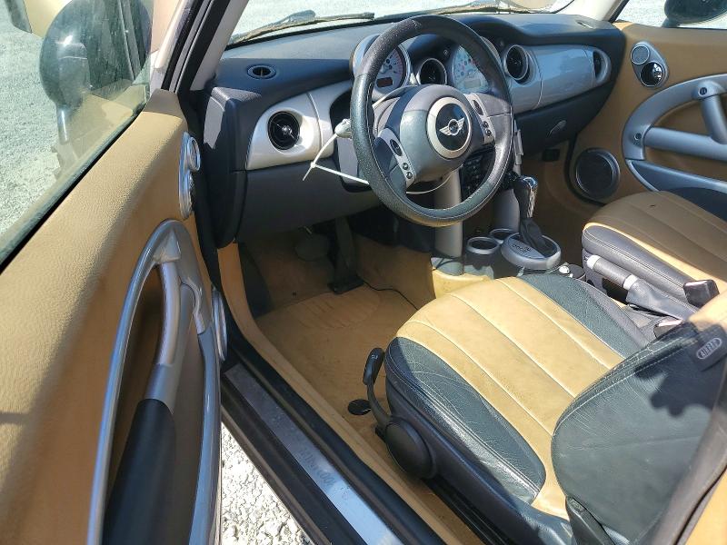 2004 Mini Cooper VIN WMWRC334X4TJ53338 COPART salvage auction — FRONT END, Nc - Salvage Certificate Of Title, sold $350 on 2026-08-20 (photo 8)