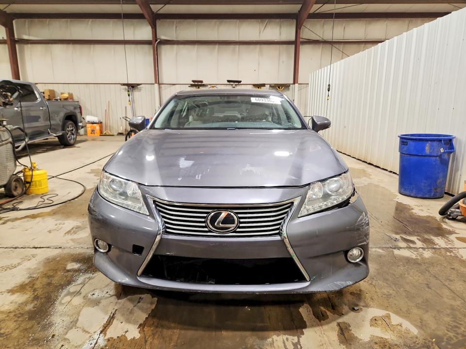2013 Lexus ES VIN JTHBK1GG2D2033781 COPART salvage auction — SIDE, PA - CERTIFICATE OF SALVAGE, sold $2,900 on 2026-07-31 (photo 5)