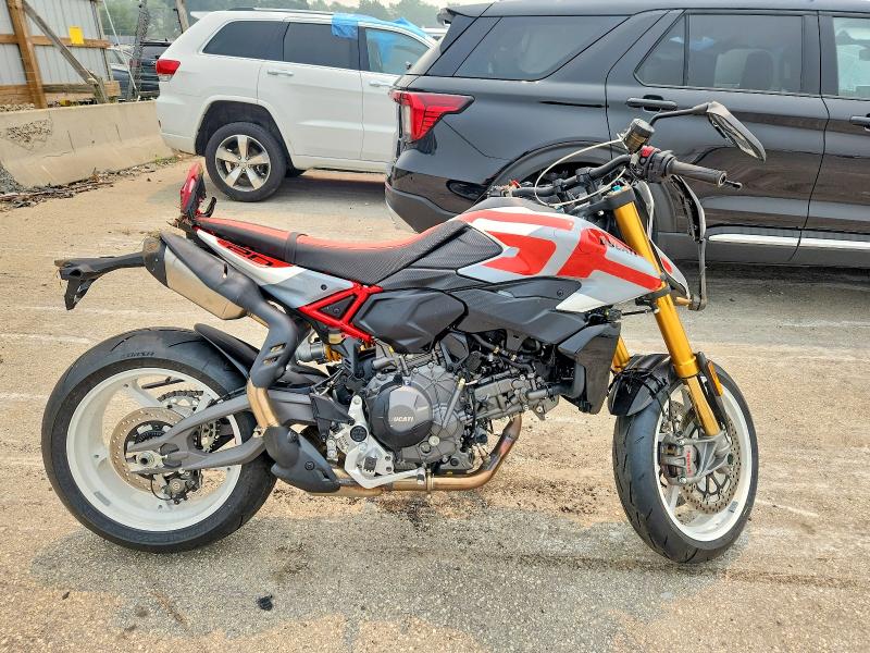 2026 Ducati Hypermotard VIN ZDMBAU8T8TB000997 COPART salvage auction — ROLLOVER, Salvage Title, sold $3,450 on 2026-07-30 (photo 1)