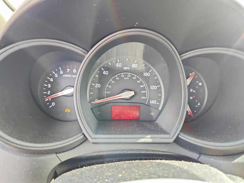 2015 Kia Rio VIN KNADM4A39F6527091 COPART salvage auction — NORMAL WEAR, Tx - Certificate Of Title, sold $975 on 2026-07-30 (photo 9)