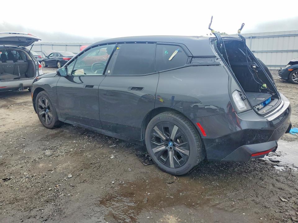 2024 BMW Ix VIN WB523CF08RCP44882 COPART salvage auction — REAR END, Va - Cert Of Title - Salvage, sold $25,250 on 2026-08-12 (photo 2)