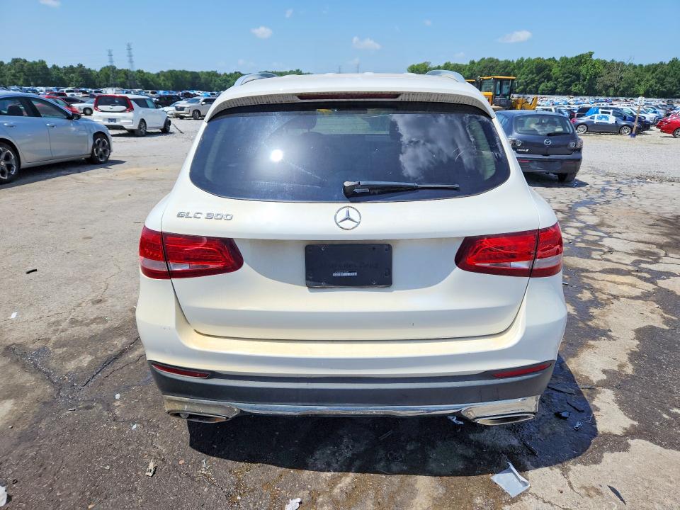 2017 Mercedes-benz Glc VIN WDC0G4JB6HF196807 COPART salvage auction — NORMAL WEAR, Tn - Certificate Of Title (P), sold $3,350 on 2026-08-06 (photo 6)