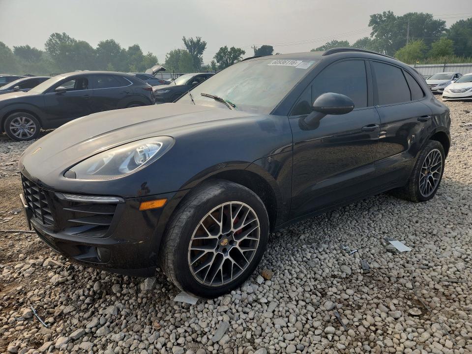 2016 Porsche Macan VIN WP1AB2A50GLB48449 COPART salvage auction — MINOR DENT/SCRATCHES, IN - CERTIFICATE OF TITLE (P), sold $4,050 on 2026-07-29 (photo 1)