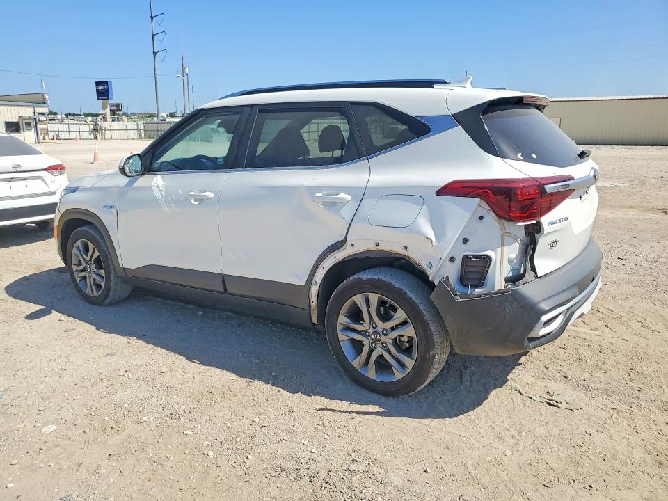 2021 Kia Seltos VIN KNDEUCAA2M7158632 COPART salvage auction — REAR END, Salvage Title, sold $5,900 on 2026-07-22 (photo 2)