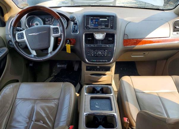 2014 Chrysler Town & country VIN 2C4RC1GG0ER192637 COPART salvage auction — FRONT END, Pa - Certificate Of Salvage, sold $550 on 2026-09-02 (photo 8)