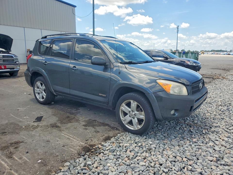 2007 Toyota Rav 4 VIN JTMBD32V675096768 COPART salvage auction — REAR END, Fl - Cert Of Title Slvg Rebuildable, sold $825 on 2026-07-22 (photo 4)