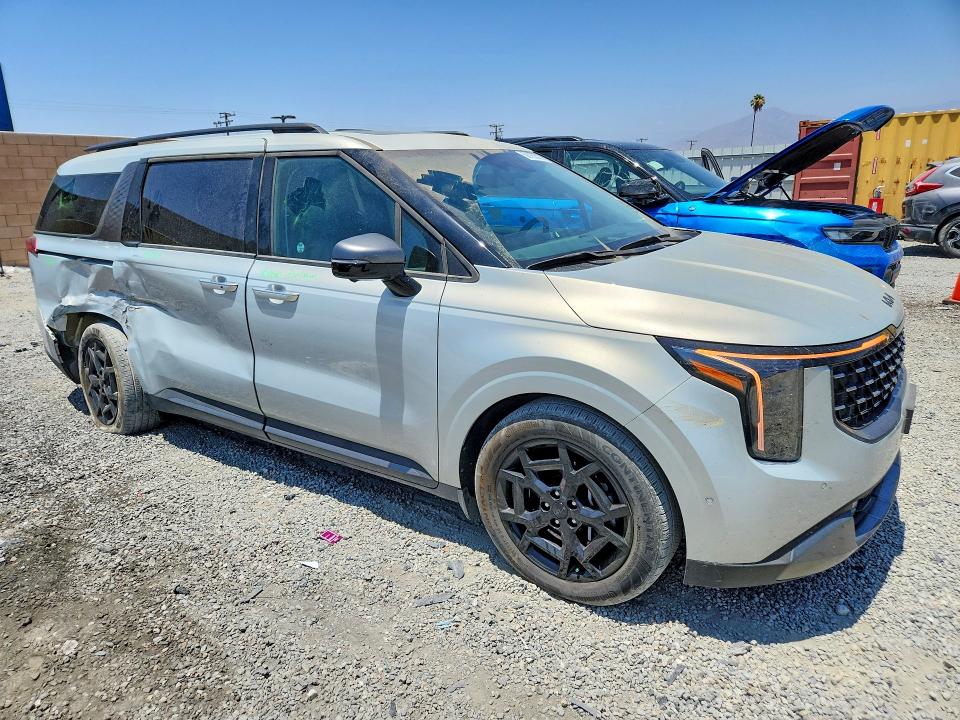 2025 Kia Carnival VIN KNDNE5K31S6507775 COPART salvage auction — SIDE, Ca - Salvage Certificate, sold $4,100 on 2026-07-29 (photo 4)