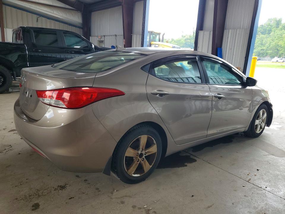 2013 Hyundai Elantra VIN 5NPDH4AE6DH257068 COPART salvage auction — NORMAL WEAR, Pa - Non Public Clean Title, sold $900 on 2026-07-29 (photo 3)
