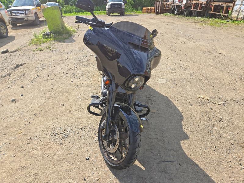 2022 Harley-davidson Flhxst VIN 5HD1ABL31NB654673 COPART salvage auction — REAR END, QC - AUCUNE MENTION, sold $8,900 on 2026-08-04 (photo 2)
