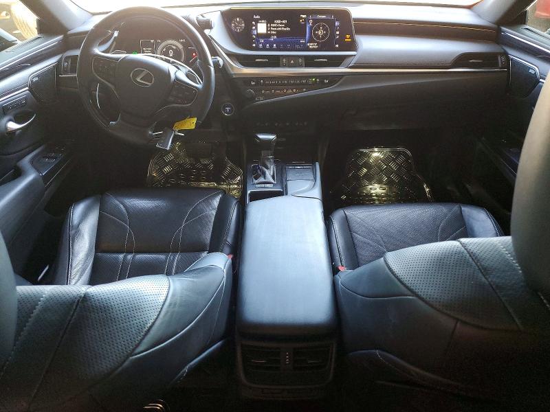 2020 Lexus ES VIN 58AE21B17LU012174 COPART salvage auction — REAR END, CA - SALVAGE CERTIFICATE, sold $13,900 on 2026-08-24 (photo 8)