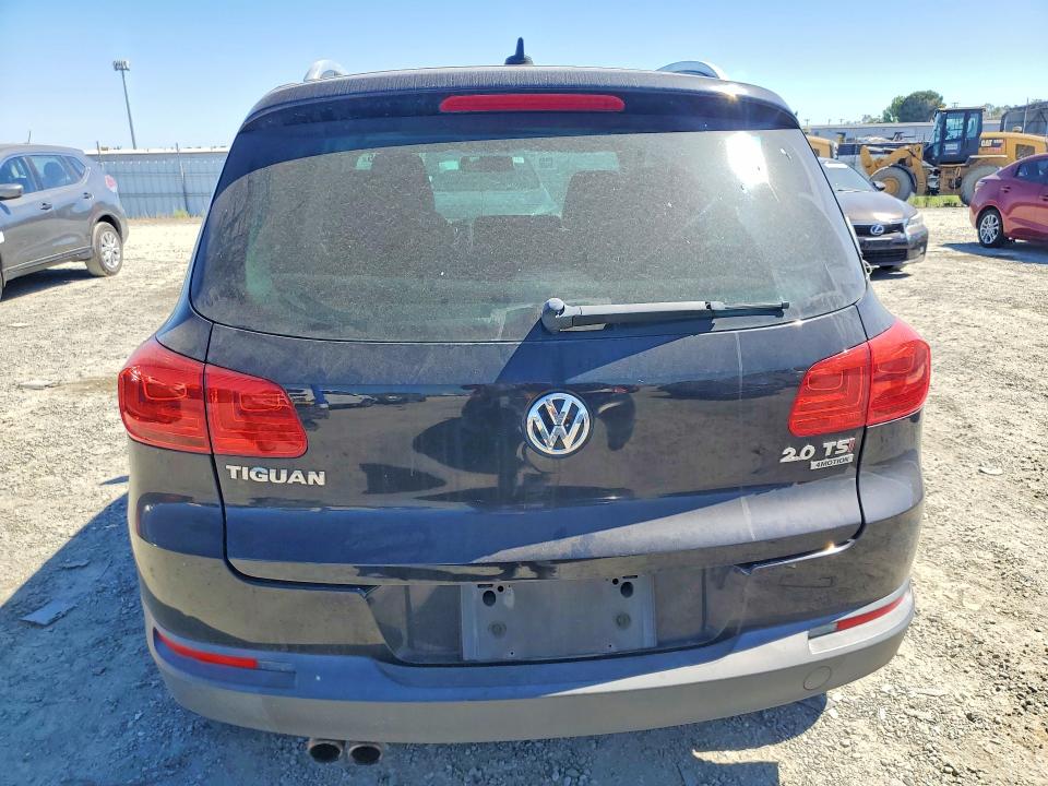 2015 Volkswagen Tiguan VIN WVGBV7AXXFW504555 COPART salvage auction — MINOR DENT/SCRATCHES, Ca - Dis/Dlr/Exp Only Clean Title, sold $1,350 on 2026-07-16 (photo 6)