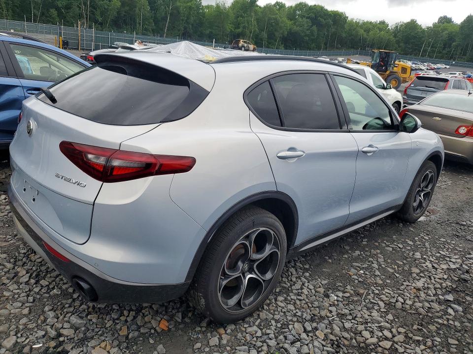 2022 Alfa romeo Stelvio VIN ZASPAKBN1N7D33801 COPART salvage auction — ROOF, Pa - Certificate Of Salvage, sold $5,700 on 2026-07-15 (photo 3)