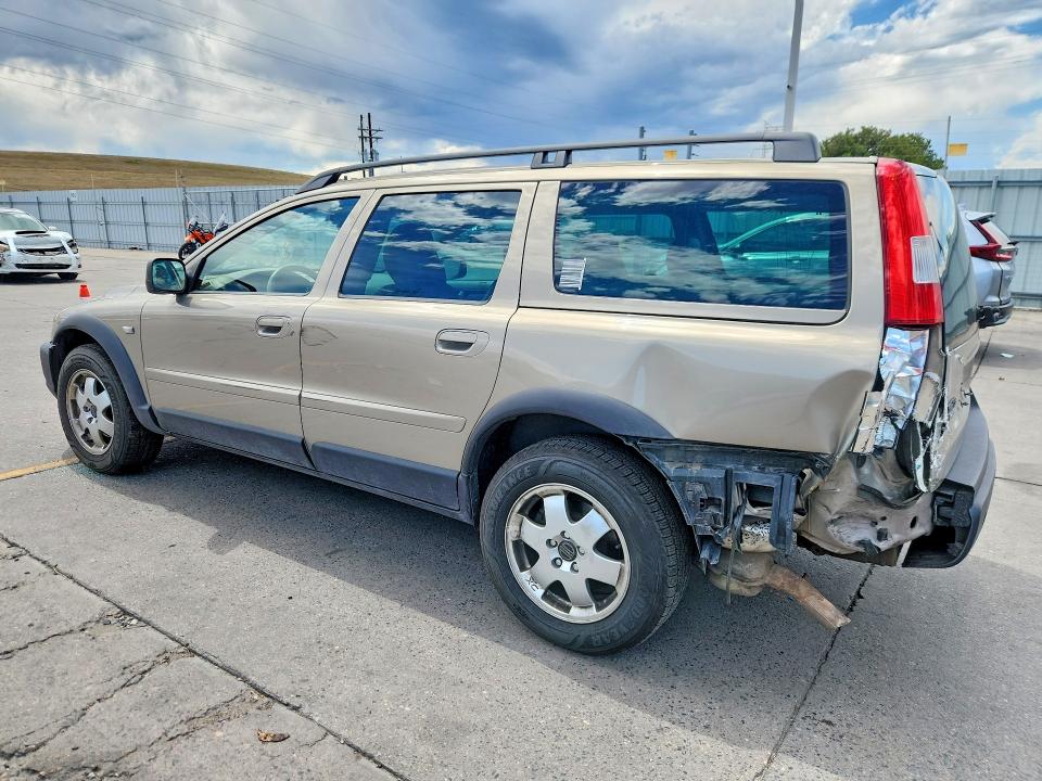 2004 Volvo Xc70 VIN YV1SZ59H441137926 COPART salvage auction — REAR END, Co - Public - Salvage Title, sold $675 on 2026-07-15 (photo 2)