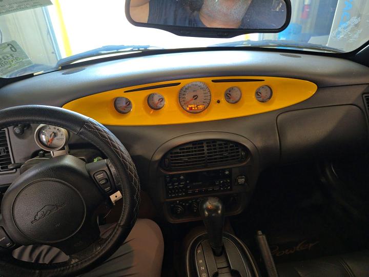 1999 Plymouth Prowler VIN 1P3EW65G0XV501156 COPART salvage auction — NORMAL WEAR, MS - CERT OF TITLE W/SALVAGE HISTOR (P), sold $15,600 on 2026-07-28 (photo 9)