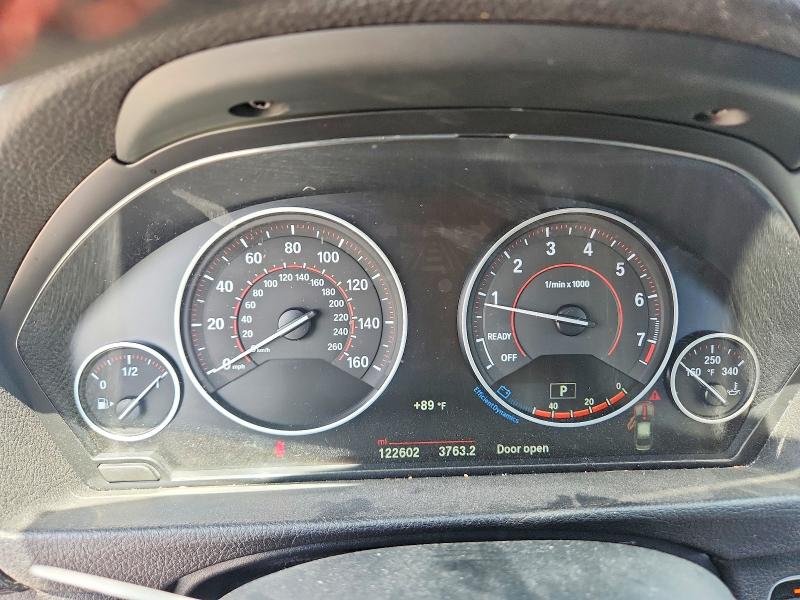 2017 BMW 3er VIN WBA8B9C34HK885159 COPART salvage auction — FRONT END, KY - CERT OF TITLE-SALVAGE, sold $5,800 on 2026-08-20 (photo 9)