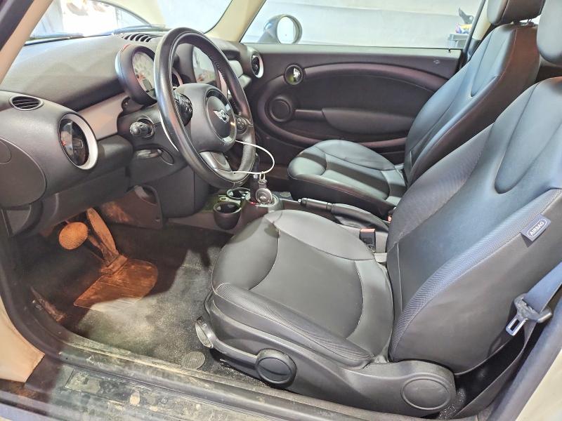 2013 Mini Cooper VIN WMWSU3C55DT680016 COPART salvage auction — NORMAL WEAR, Nh - Certificate Of Title, sold $225 on 2026-08-06 (photo 7)