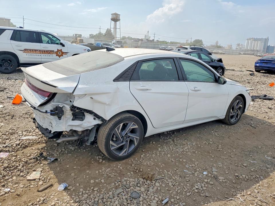 2025 Hyundai Elantra VIN KMHLM4DJ2SU166684 COPART salvage auction — REAR END, OH - CERTIFICATE OF TITLE (P), sold $13,200 on 2026-07-27 (photo 3)
