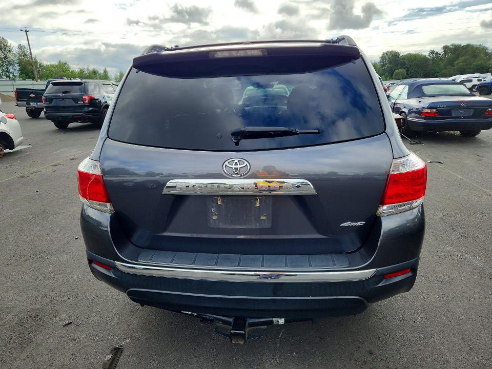 2012 Toyota Highlander VIN 5TDBK3EH1CS121379 COPART salvage auction — REAR END, Or - Non Public Clean Title, sold $2,750 on 2026-07-11 (photo 6)