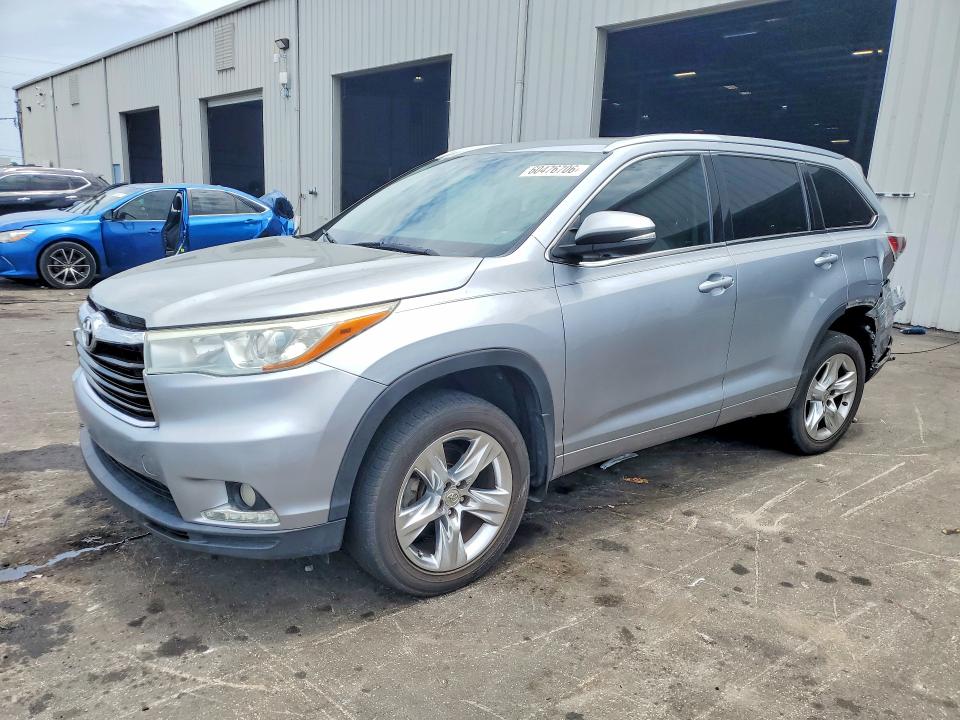 2014 Toyota Highlander VIN 5TDYKRFH6ES029716 COPART salvage auction — REAR END, Fl - Cert Of Title Slvg Rebuildable, sold $5,900 on 2026-07-22 (photo 1)