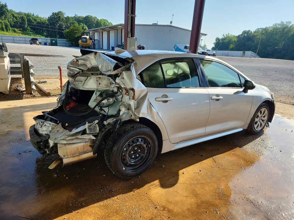 2021 Toyota Corolla VIN JTDEPMAE7MJ165711 COPART salvage auction — REAR END, Az - Cert Of Title - Salvage, sold $1,450 on 2026-07-30 (photo 3)