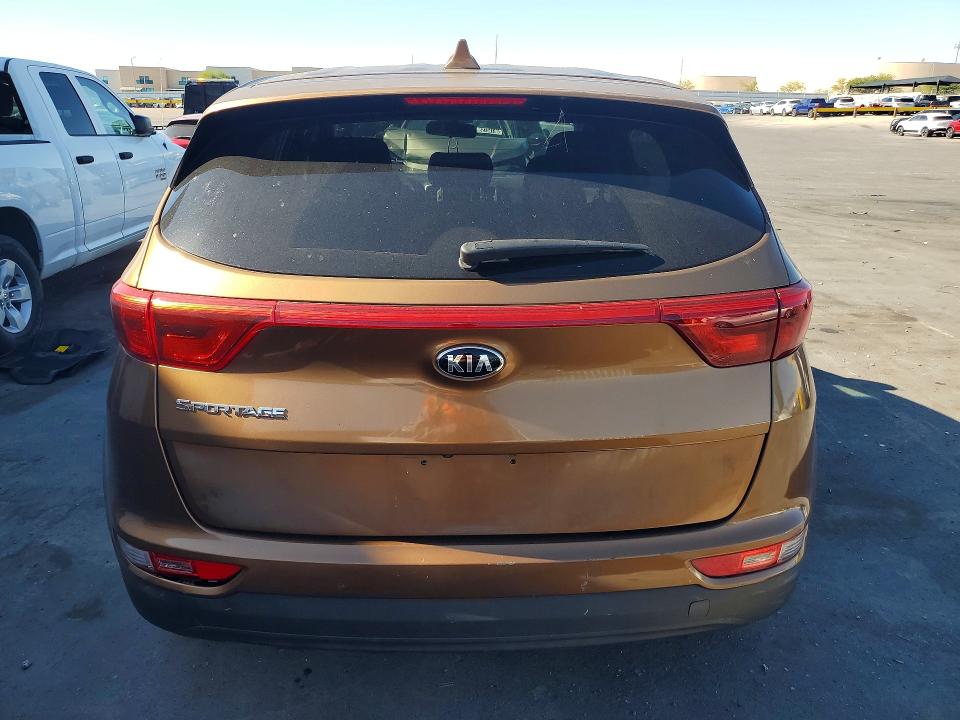 2017 Kia Sportage VIN KNDPMCAC6H7164465 COPART salvage auction — MINOR DENT/SCRATCHES, Ca - Certificate Of Title, sold $150 on 2026-07-29 (photo 6)