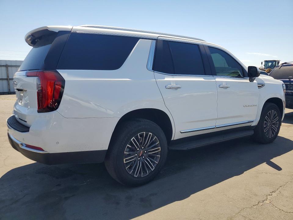 2026 Gmc Yukon VIN 1GKS2BK84TR101726 COPART salvage auction — FRONT END, CA, sold $38,500 on 2026-10-15 (photo 3)
