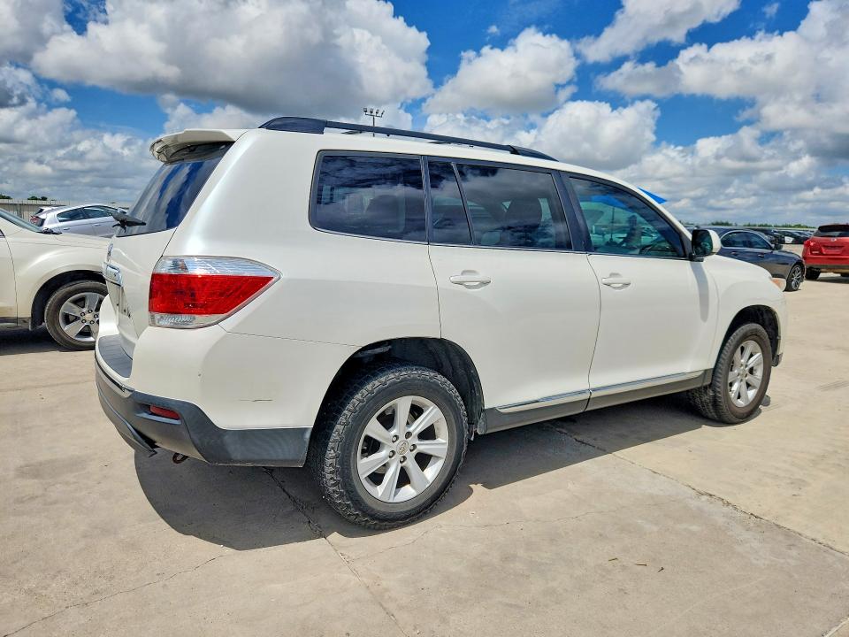 2013 Toyota Highlander VIN 5TDZK3EH5DS119425 COPART salvage auction — FRONT END, Tx - Salvage Vehicle Title, sold $1,750 on 2026-07-23 (photo 3)