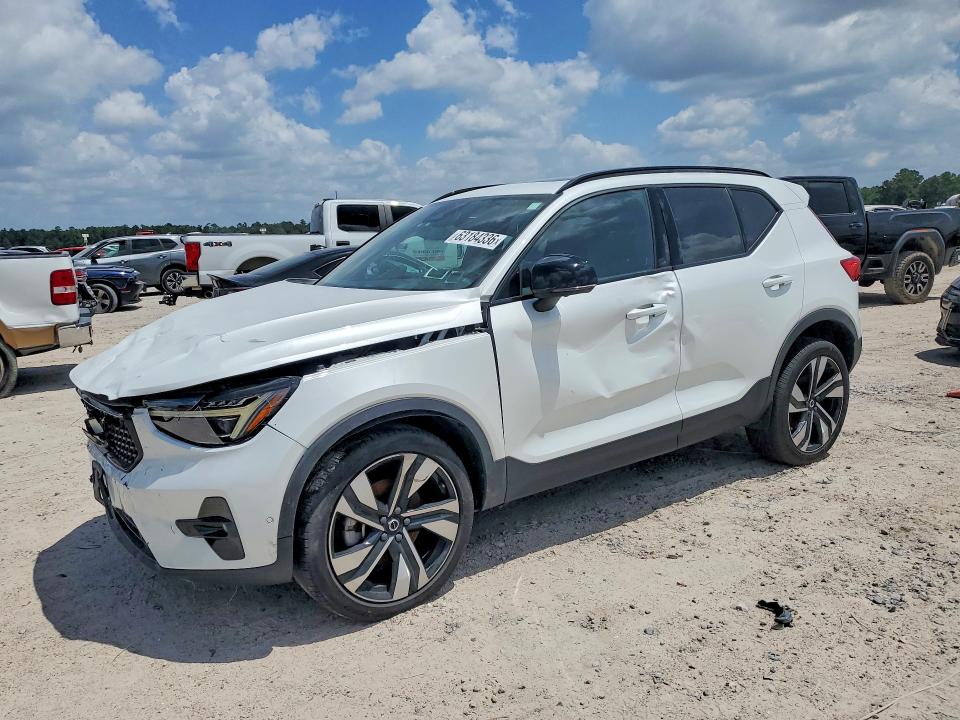2023 Volvo Xc40 VIN YV4L12UX2P2977293 COPART salvage auction — FRONT END, Tx - Salvage Vehicle Title, sold $9,700 on 2026-08-18 (photo 1)