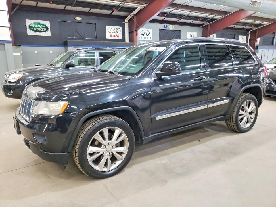 2013 Jeep Grand cherokee VIN 1C4RJFAG5DC633343 COPART salvage auction — FRONT END, RI - CERTIFICATE OF TITLE (P), sold $3,050 on 2026-07-22 (photo 1)
