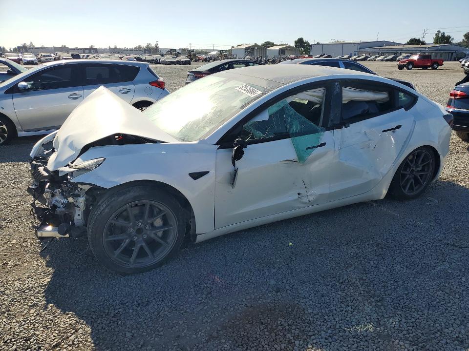 2023 Tesla Model 3 VIN 5YJ3E1EA3PF586811 COPART salvage auction — FRONT END, Ca - Salvage Certificate, sold $3,100 on 2026-07-31 (photo 1)