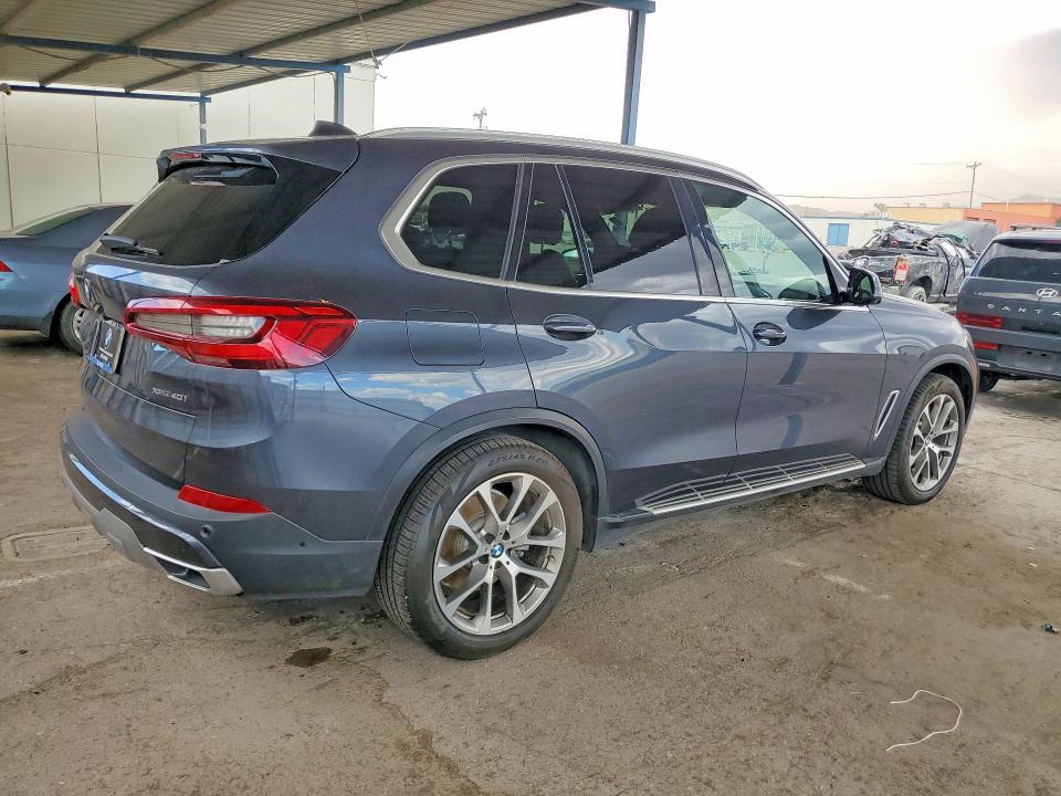 2019 BMW X5 VIN 5UXCR6C54KLK85122 COPART salvage auction — MINOR DENT/SCRATCHES, TX - CERTIFICATE OF TITLE (P), sold $17,800 on 2026-08-03 (photo 3)
