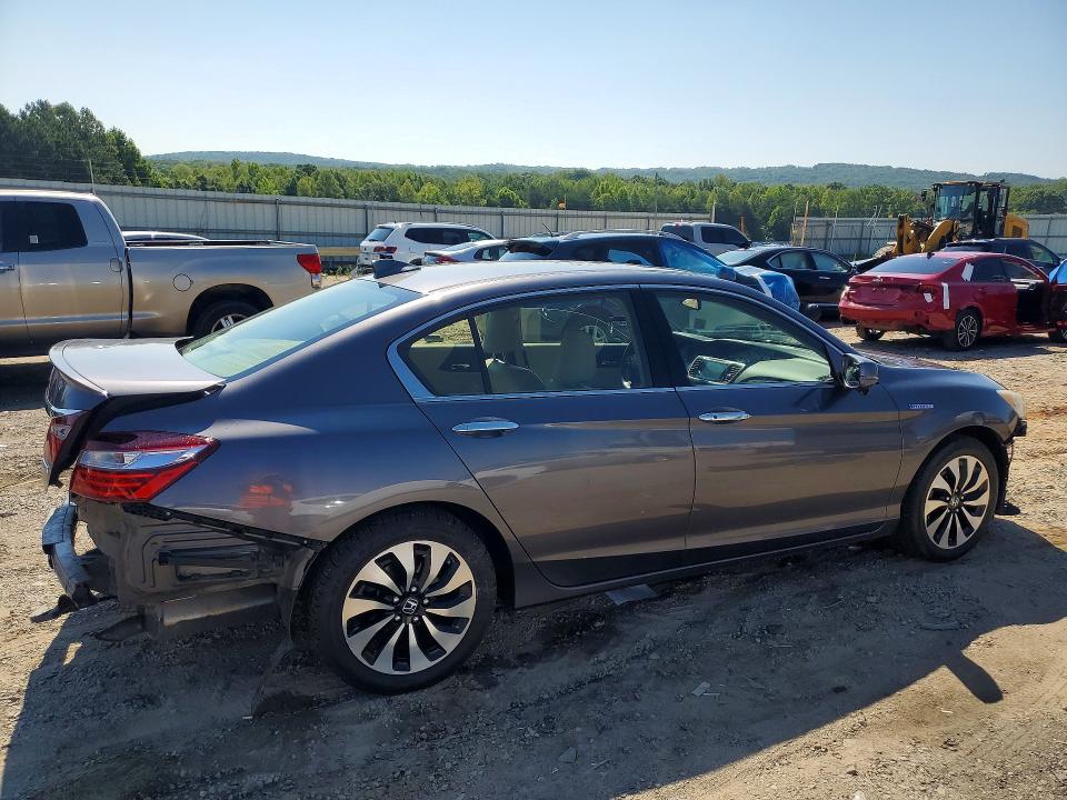 2017 Honda Accord VIN JHMCR6F58HC012981 COPART salvage auction — FRONT END, Va - Cert Of Title - Salvage, sold $2,050 on 2026-07-31 (photo 3)
