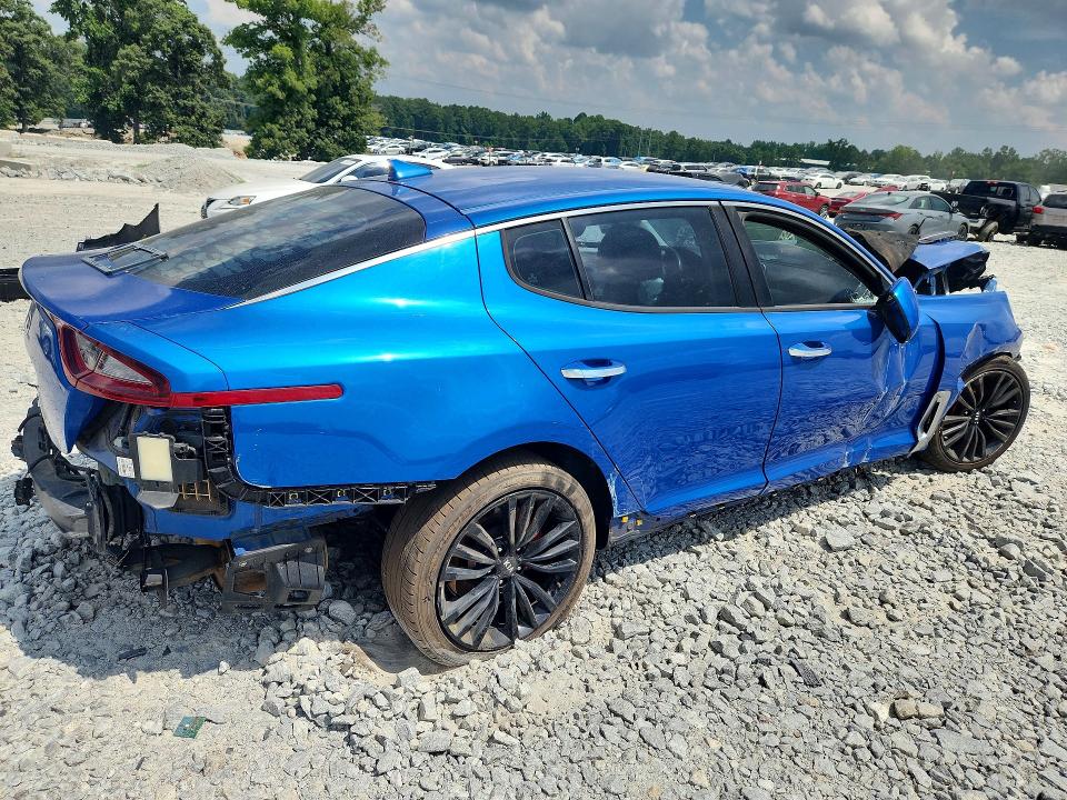 2019 Kia Stinger VIN KNAE15LA2K6063991 COPART salvage auction — ALL OVER, GA - CERTIFICATE OF TITLE, sold $250 on 2026-07-22 (photo 3)