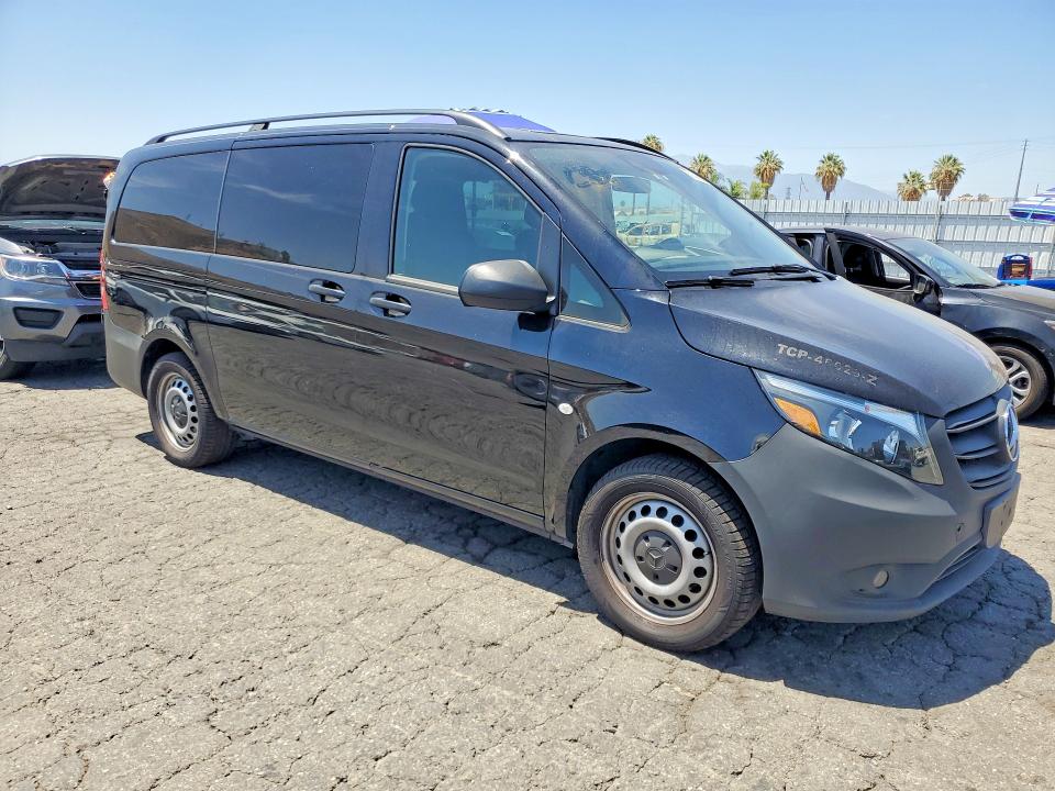 2023 Mercedes-benz Metris VIN W1WV0FEY6P4337576 COPART salvage auction — MINOR DENT/SCRATCHES, Ca - Dis/Dlr/Exp App For Dup Clean (P), sold $18,000 on 2026-08-20 (photo 4)