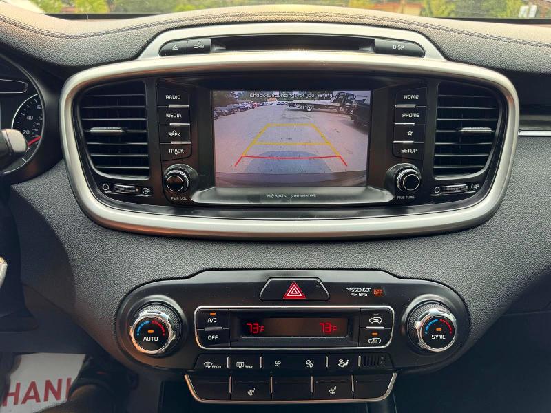 2019 Kia Sorento VIN 5XYPGDA30KG439805 COPART salvage auction — MINOR DENT/SCRATCHES, Nj - Certificate Of Title, sold $4,400 on 2026-07-30 (photo 7)