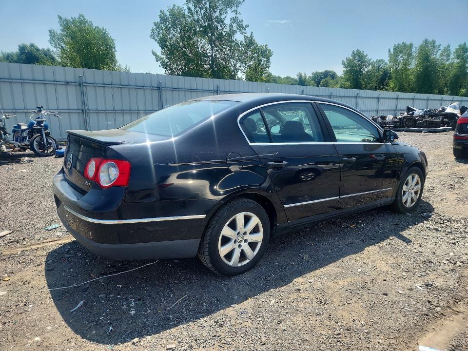 2008 Volkswagen Passat VIN WVWUK73C38P007389 COPART salvage auction — MINOR DENT/SCRATCHES, Ma - Certificate Of Title, sold $450 on 2026-07-29 (photo 3)