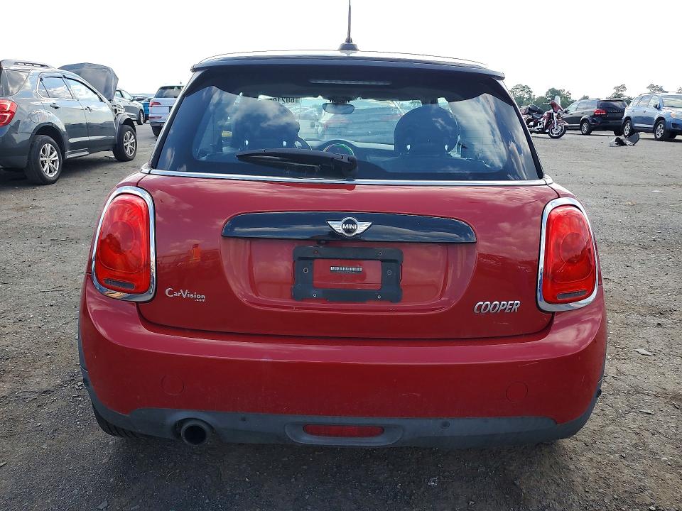 2018 Mini Cooper VIN WMWXP5C52J2H28911 COPART salvage auction — FRONT END, Pa - Certificate Of Salvage, sold $1,500 on 2026-08-07 (photo 6)