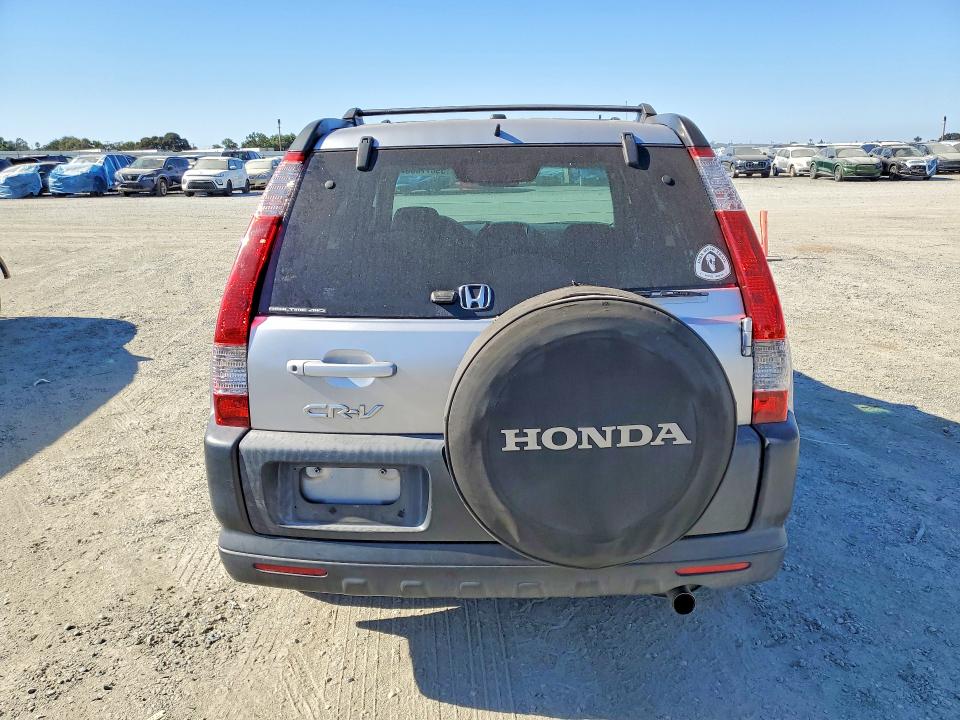 2005 Honda Cr-v VIN JHLRD78855C012149 COPART salvage auction — MINOR DENT/SCRATCHES, Ca - Dis/Dlr/Exp Only Clean Title, sold $1,550 on 2026-07-28 (photo 6)
